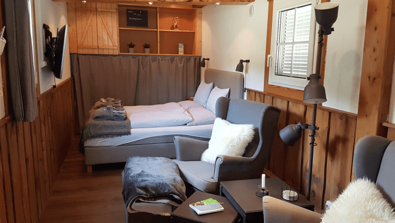 Wohn- und Schlafbereich im Tiny House Living Legends, &copy; Ederm&uuml;hle