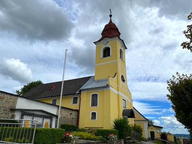 Pfarrkirche Oberstrahlbach