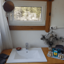 Waschbecken im Tiny House Living Legends: Z&auml;hne putzen mit Logenplatz, &copy; Ederm&uuml;hle