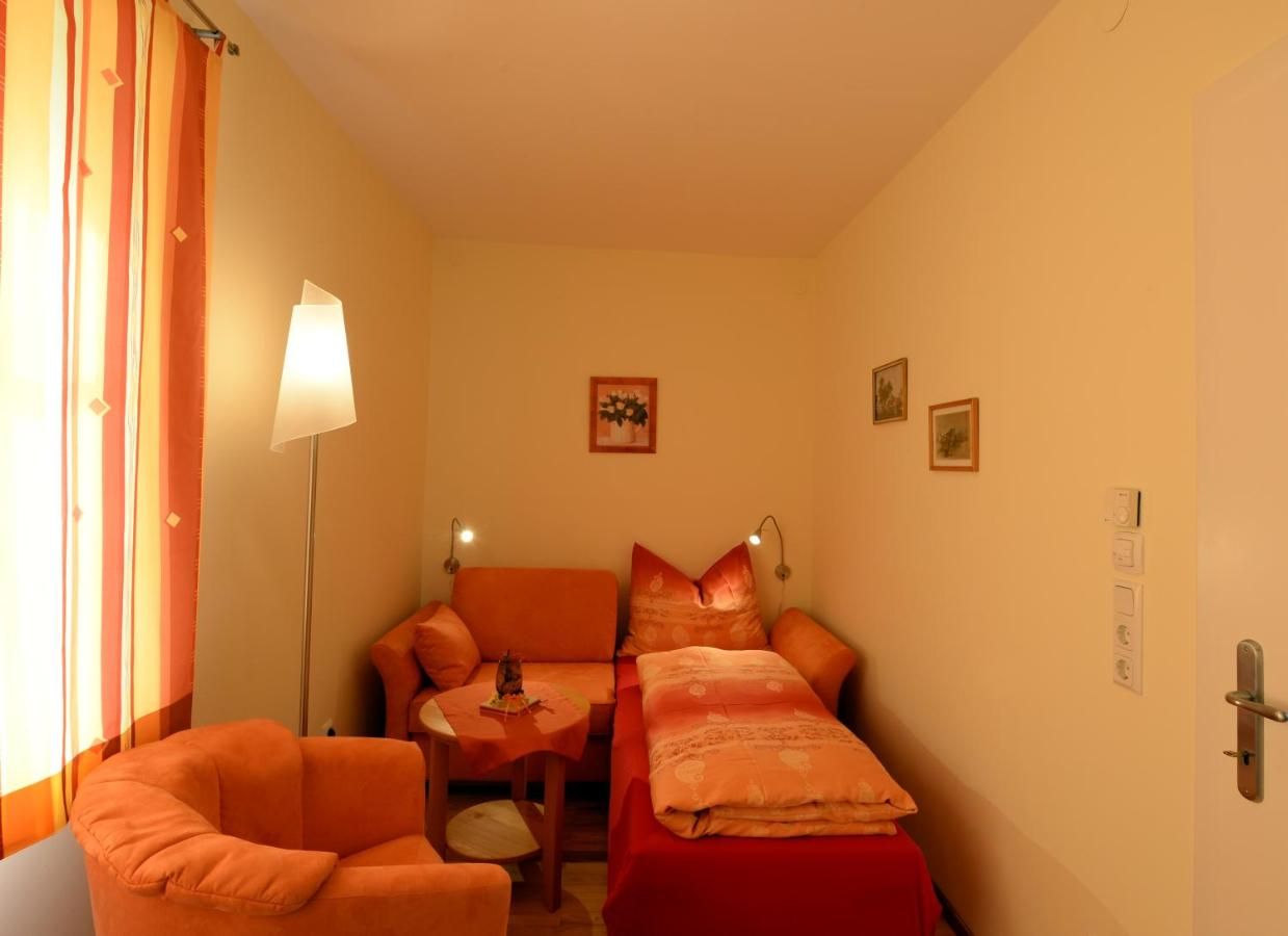 Appartement zweites Zimmer - ein Bett