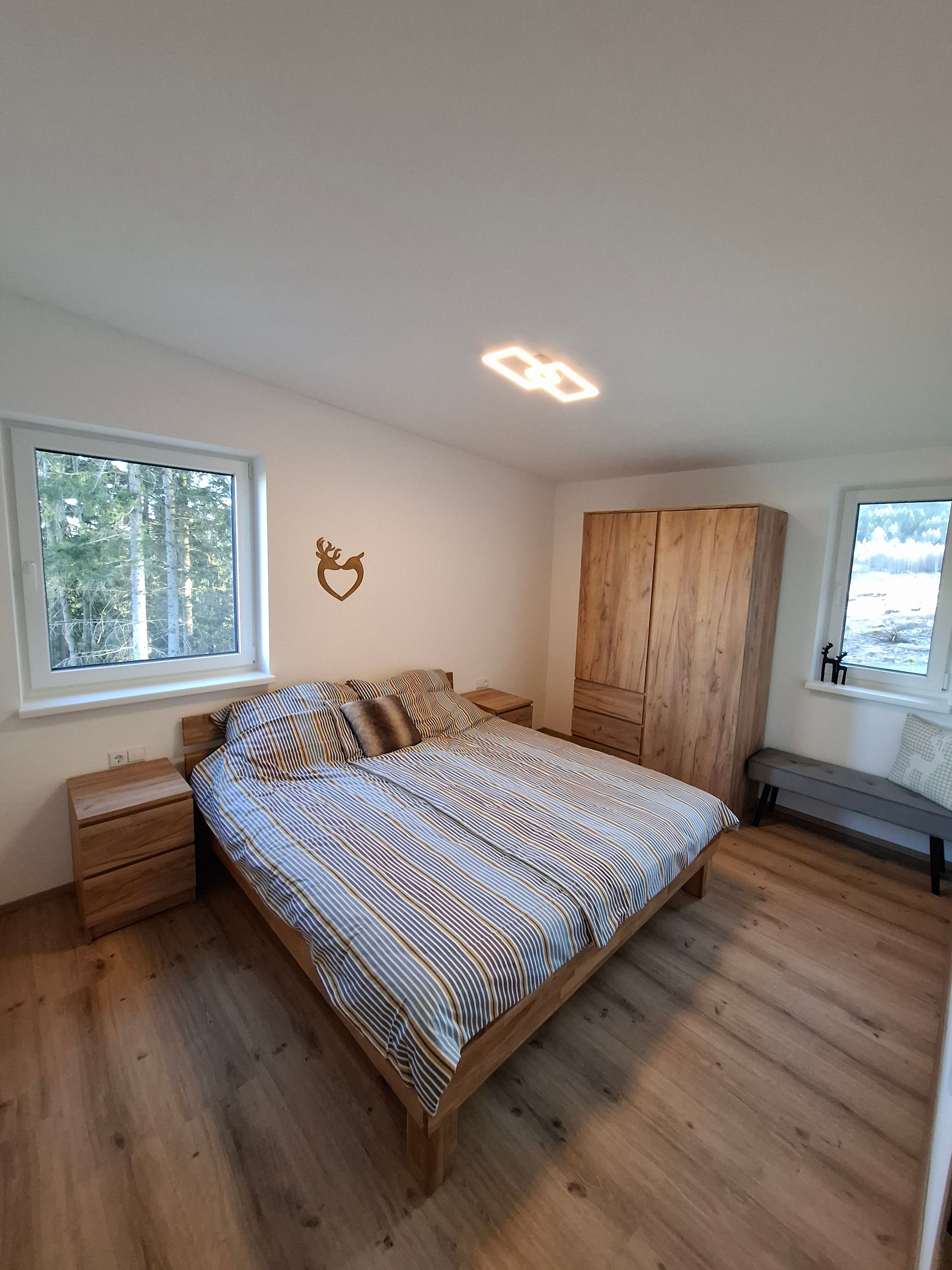 Schlafzimmer 1 mit Doppelbett