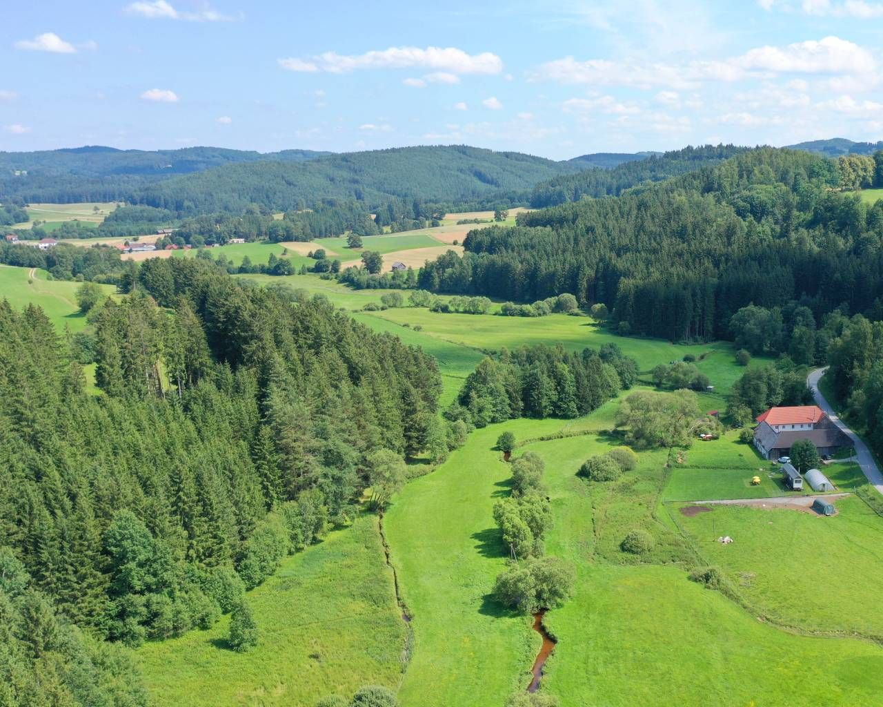 Luftaufnahme der Edermühle im Waldviertel - Übernachtungen und Tiererlebnisse ab 16 Jahren | Adults only Hotel