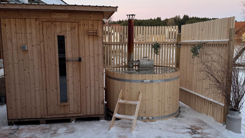 Private Sauna & Hot Tube, &copy; Famlie Klein