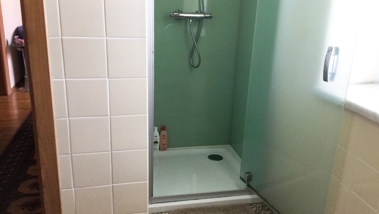 Badezimmer, &copy; Aloisia Brandner