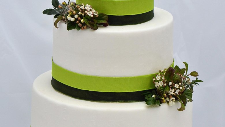 Hochzeitstorte, &copy; Hochzeitstorte, &copy; B&auml;ckerei-Konditorei Pilz, Katrin Pilz