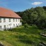 Die Ederm&uuml;hle im Sommer mit Lagerfeuerplatz, &copy; Ederm&uuml;hle
