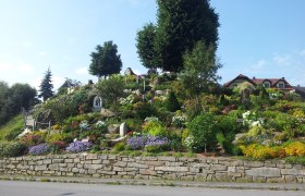 ERLEBNIS: Stein & Garten, &copy; Familie Anderl